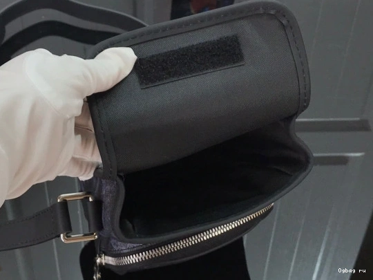 LOUIS NANO VUITTON AMAZON MESSENGER 0823